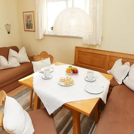 Haus Deidl Apartment